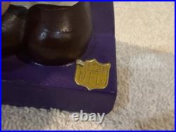 VINTAGE 1961-62 Minnesota Vikings Square Purple Base Nodder, COOL-LOOK