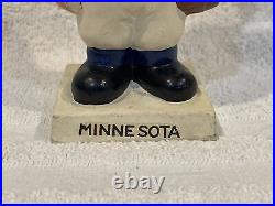 VINTAGE 1962-63 Minnesota Twins Square White Base Bobblehead/Nodder, VERY NICE