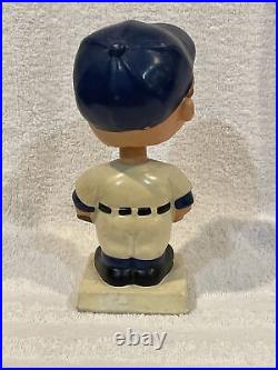 VINTAGE 1962-63 Minnesota Twins Square White Base Bobblehead/Nodder, VERY NICE