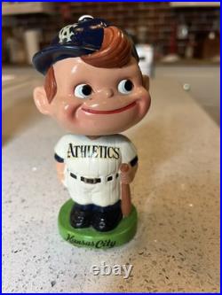 VINTAGE 1962 Kansas City Athletics Nodder/Bobblehead Green Base Dark Blue Hat