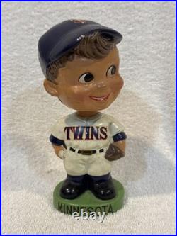 VINTAGE 1964-66 Minnesota Twins Round GREEN Base Bobblehead/Nodder, AWESOME-LOOK