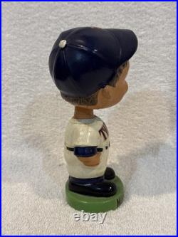 VINTAGE 1964-66 Minnesota Twins Round GREEN Base Bobblehead/Nodder, AWESOME-LOOK