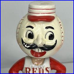 VINTAGE 1967 Cincinnati Reds Mr. Red Gold Base Bobblehead/Noddler