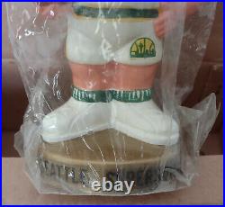 VINTAGE 1970's SEATTLE SUPERSONICS BOBBLEHEAD BOBBLE HEAD Sealed in Package, MIB