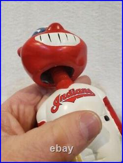 VINTAGE 1990's Cleveland Indians Wahoo Round Green Base Ceramic Bobblehead Doll