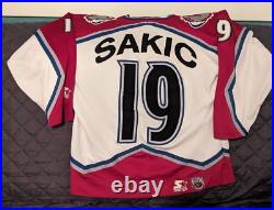 VINTAGE 1990's NHL JOE SAKIC COLORADO AVALANCHE ALL SEWN STARTER JERSEY