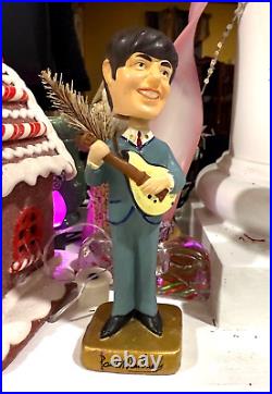 VINTAGE BEATLES CAR MASCOTS BOBBLEDHEAD PAUL McCARTNEY DOLL VINTAGE BEATLES CAR MASCOTS BOBBLEDHEAD PAUL McCARTNEY DOLL