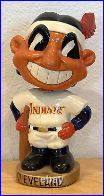 VINTAGE RARE SPORTS SPECIALTIES CHIEF WAHOO CLEVELAND INDIANS 1960s BOBBLEHEAD VINTAGE RARE SPORTS SPECIALTIES CHIEF WAHOO CLEVELAND INDIANS 1960s BOBBLEHEAD