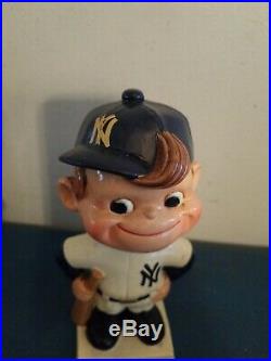 VTG 1960s ny Yankees arm out variation bobbing head nodder doll white base japan