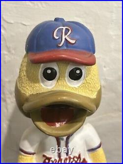 VTG-DIAMOND DUCK Richmond Braves Retired Mascot SGA Bobblehead w Original Box VTG-DIAMOND DUCK Richmond Braves Retired Mascot SGA Bobblehead w Original Box