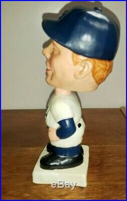 VTG Mickey Mantle New York Yankees 1962 Bobble Head Nodder 7 1/2 SQUARE BASE