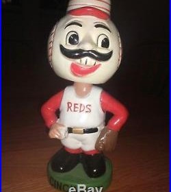 Vintage 1960 Cincinnati Reds Bobble-head-nodder-green-base