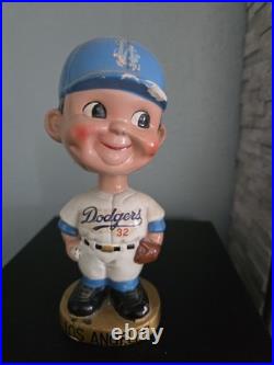 Vintage 1960's Bobblehead/Nodder LA Dodgers Sandy Koufax #32 WithGold Base
