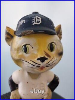 Vintage 1960's Detroit Tigers Bobblehead, Gold Base Vintage 1960's Detroit Tigers Bobblehead, Gold Base