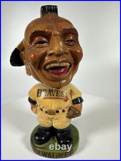 Vintage 1960's MLB ATLANTA/MILWAUKEE BRAVES JAPAN NODDER BOBBLHEAD