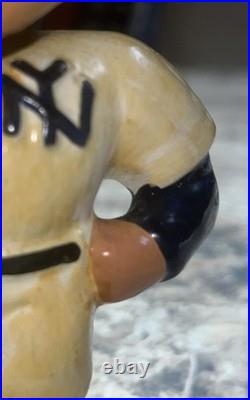 Vintage 1960's Mickey Mantle Bobblehead Round White Base New Yankees Muscles
