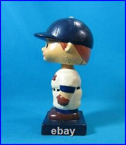 Vintage 1960's Minnesota Twins 6 Bobblehead with Pin and Bat Pen