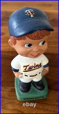 Vintage 1960's Minnesota Twins Bobblehead Green Square