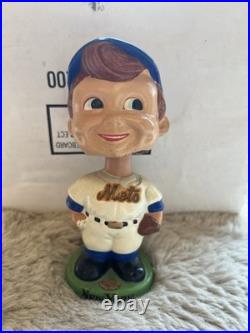 Vintage 1960's NEW YORK METS NODDER BOBBLHEAD