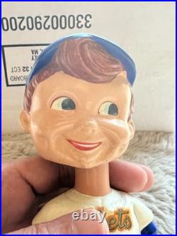 Vintage 1960's NEW YORK METS NODDER BOBBLHEAD