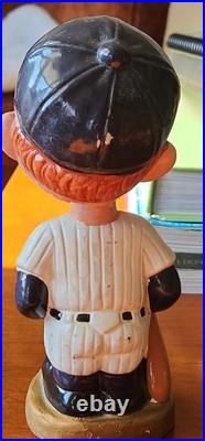 Vintage 1960's NY Yankees Bobblehead Sports Specialties Japan Gold Base Original