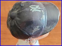 Vintage 1960's NY Yankees Bobblehead Sports Specialties Japan Gold Base Original