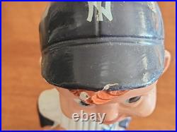 Vintage 1960's NY Yankees Bobblehead Sports Specialties Japan Gold Base Original