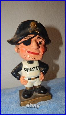 Vintage 1960's PITTSBURGH PIRATES Bobblehead Nodder Patch Scar Square Base