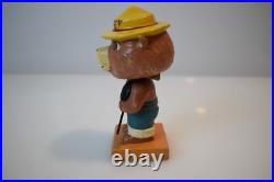 Vintage 1960's SMOKEY the BEAR Bobblehead Nodder Rare