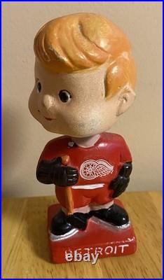 Vintage 1960s Detroit Red Wings Mini Bobblehead Nodder Gordie Howe Era