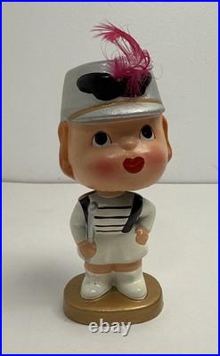 Vintage 1960s Pittsburgh Steelers Kissing Pair Bobblehead Nodder Vintage 1960s Pittsburgh Steelers Kissing Pair Bobblehead Nodder