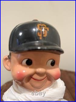 Vintage 1960s SF Giants bobblehead noddergold round-base classic boy face