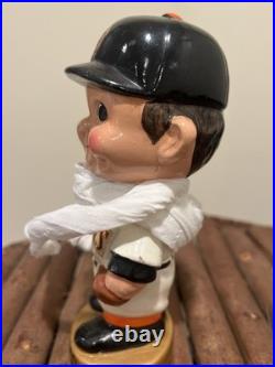Vintage 1960s SF Giants bobblehead noddergold round-base classic boy face