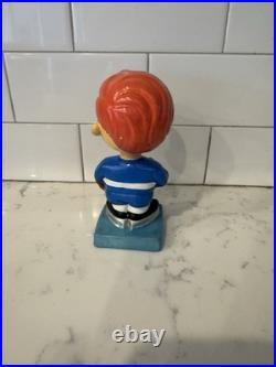 Vintage 1960s Toronto Maple Leafs Bobblehead Nodder Mid Sized High Skates
