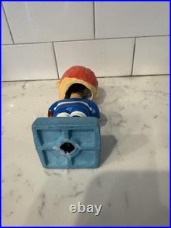 Vintage 1960s Toronto Maple Leafs Bobblehead Nodder Mid Sized High Skates