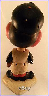 Vintage 1961 Baltimore Orioles Bobble Head Nodder White Base CHIP IN HAT