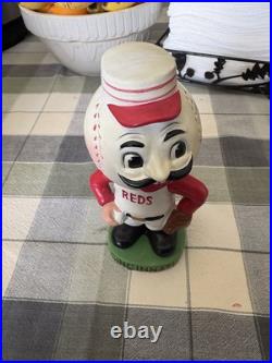 Vintage 1962 Cincinnati Reds Baseball Bobblehead Nodder Green Base Vintage 1962 Cincinnati Reds Baseball Bobblehead Nodder Green Base