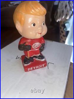 Vintage 1962 NHL Detroit Red Wings Hockey Bobblehead Nodder Bobble Head Japan