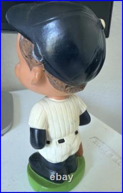 Vintage 1962 New York Yankees Bobble Head Nodder Green Base Variation Rare