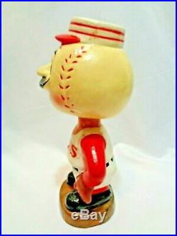 Vintage 1967 Cincinnati Reds Baseball Bobblehead Bobbing Head Gold Base