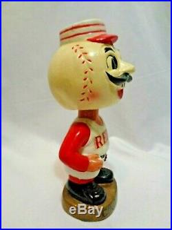 Vintage 1967 Cincinnati Reds Baseball Bobblehead Bobbing Head Gold Base