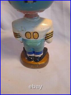 Vintage 1967 NFL Dallas Cowboys Gold Base Bobble Head Bobbler Made In Japan #00
