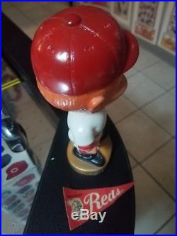 Vintage 1970's MLB Cincinnati Reds Bobble Head with original box and pennant