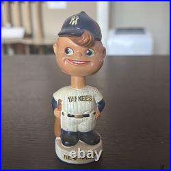 Vintage 4.5 New York Yankees Bobblehead MLB Baseball 1960's White Circle Base