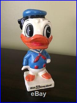 Vintage 70's Walt Disney Donald Duck Nodder Bobblehead Disney World