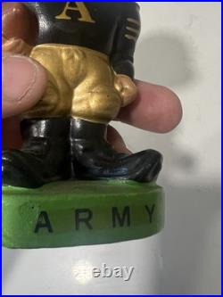 Vintage ARMY College Football Nodder Bobblehead Ceramic Made in Japan 1962 Read