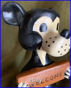 Vintage Bobble Head Bear Jasper, Canada Rare And Unusual