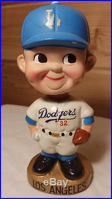 Vintage Bobblehead Los Angeles Dodgers 32 Regular Cap Gold Base Set