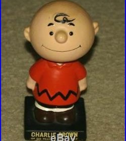 Vintage Charlie Brown Peanuts Gang Bobblehead Nodder Ear Mint