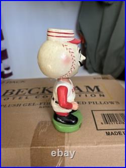 Vintage Cincinnati Reds Baseball Bobble Head Nodder Green Base 1960